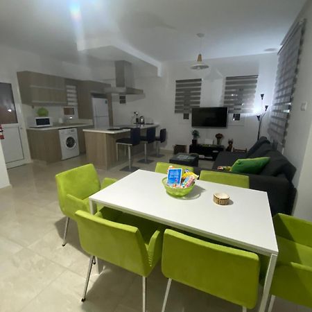 Villa Mario - 2Min Walk From Kapparis Beach Paralímni Kültér fotó