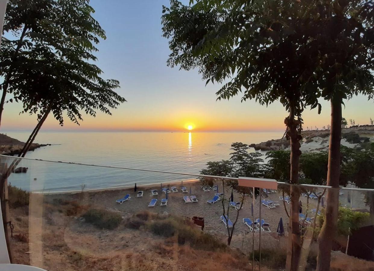 Villa Mario - 2Min Walk From Kapparis Beach Paralímni Kültér fotó